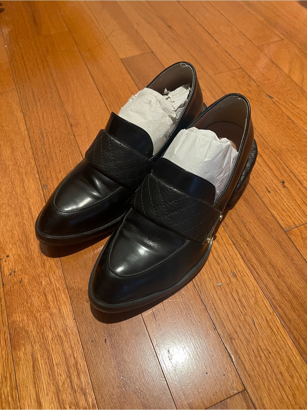 BCBG heeled pointed toe loafers